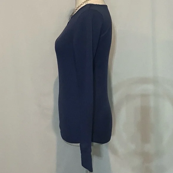 Tops/T-Shirts/Tanks👚 - 2 for $15 or 3 for $20 (Mix & Match) - Picture 3 of 5